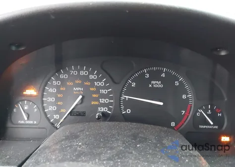 2003 Saturn Vue V6 z USA, uszkodzony, nr VIN 5GZCZ63B83S875871